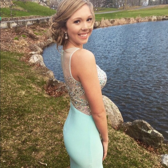 COPY - Prom dress - Picture 3 of 4